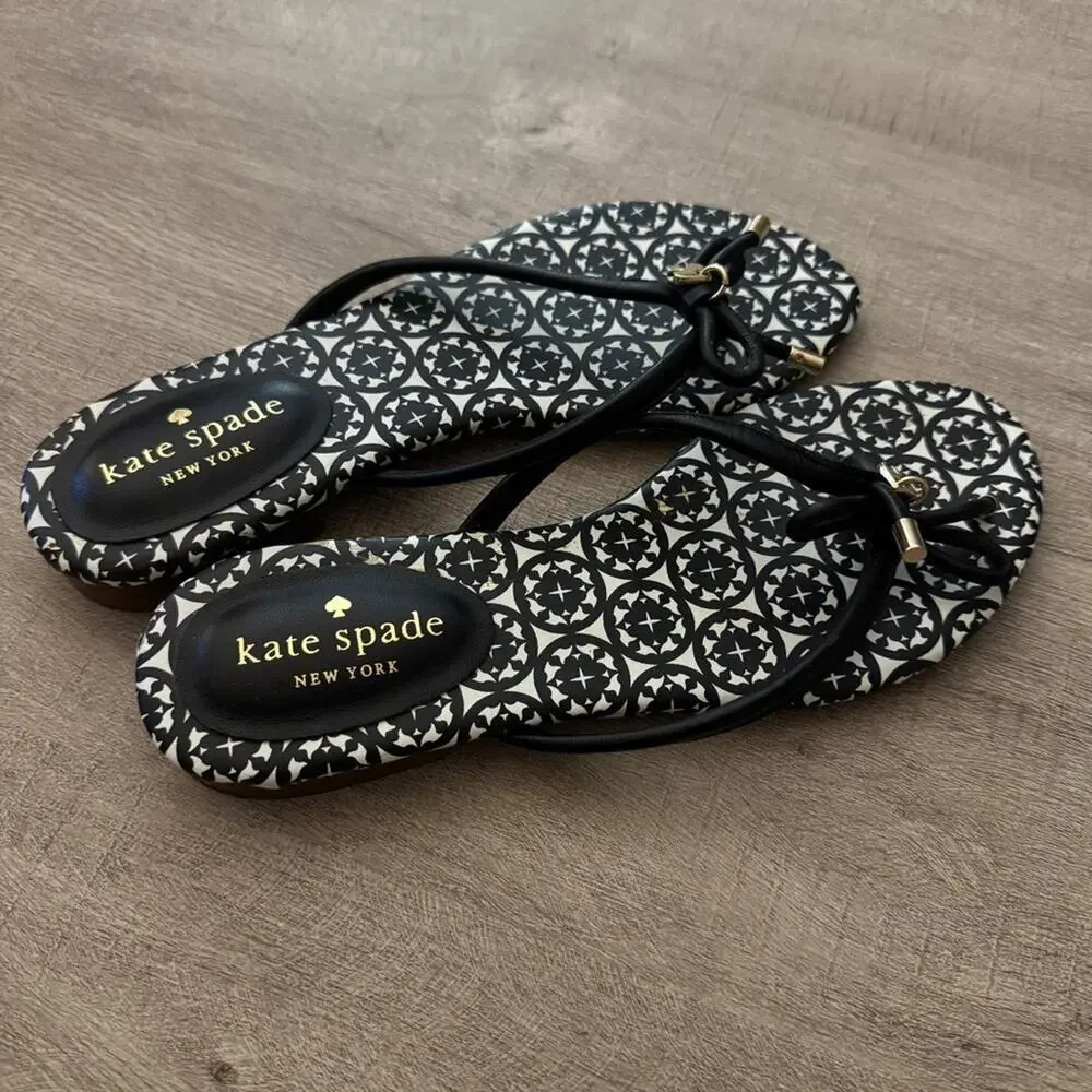 Kate Spade Women’s Size 6 Black White Geometric Sandals